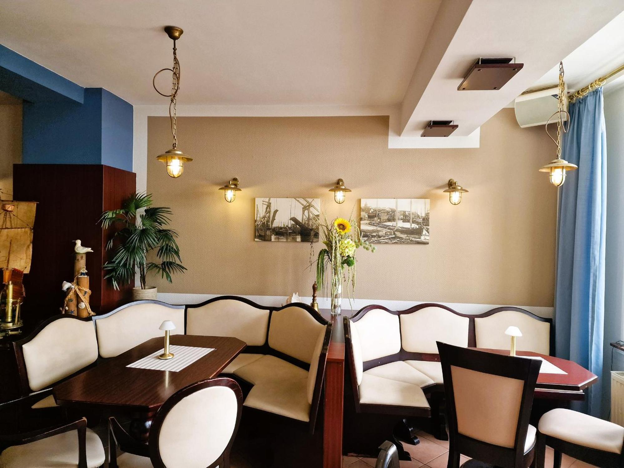 Hotel Am Markt & Brauhaus Stadtkrug اوكرموند المظهر الخارجي الصورة