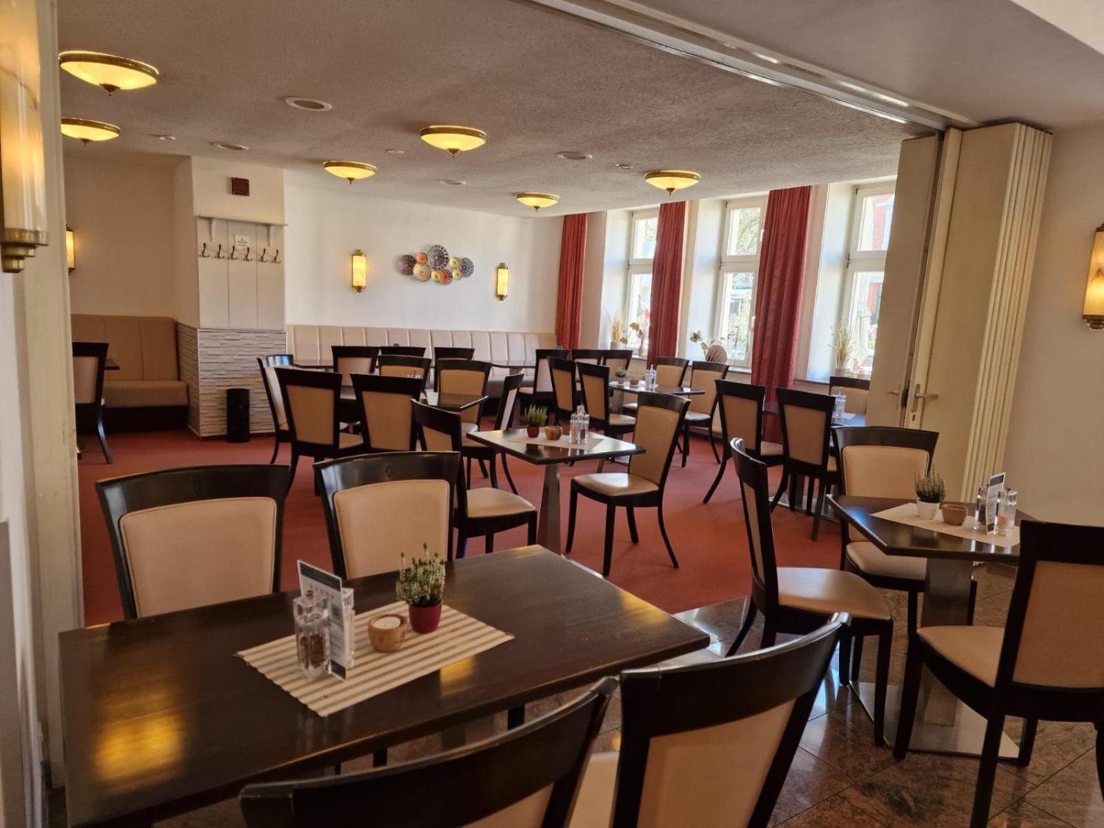 Hotel Am Markt & Brauhaus Stadtkrug اوكرموند المظهر الخارجي الصورة